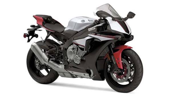 Yamaha introduces the 2016 YZF-R1S