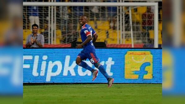 ISL 2015: Arnolin's late strike takes FC Goa top of the table