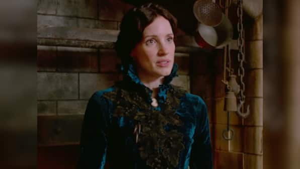Crimson Peak review: It's gorgeous and spooky, but not the horror movie you expect from Guillermo del Toro