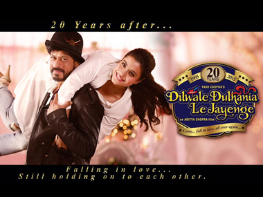 Watch: SRK and Kajol revisit their DDLJ chemistry in the most adorable way Watch: SRK and Kajol revisit their DDLJ chemistry in the most adorable way