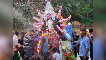 Mumbai police bans photographs of Durga idol immersions over law and order concerns