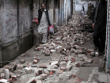 Havoc in Pakistan and Afghanistan as earthquake death toll rises to 311 Havoc in Pakistan and Afghanistan as earthquake death toll rises to 311