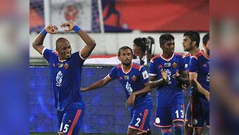 2015 ISL: Zico outsmarts Carlos as FC Goa beat Delhi Dynamos