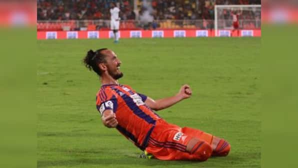 ISL 2015: Tuncay stars on debut as excellent Pune edge Mumbai