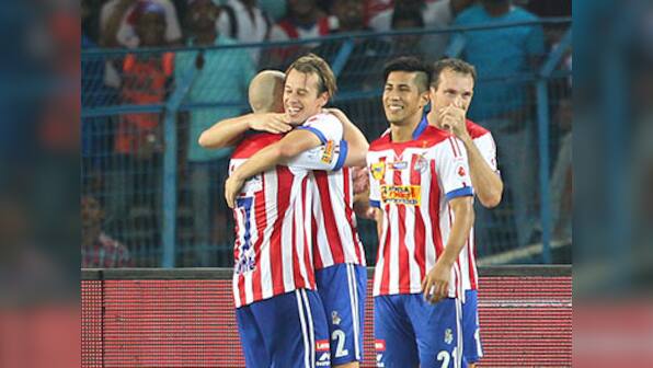 ISL 2015: Atletico de Kolkata hold nerve to beat Kerala Blasters 2-1, go top of the table