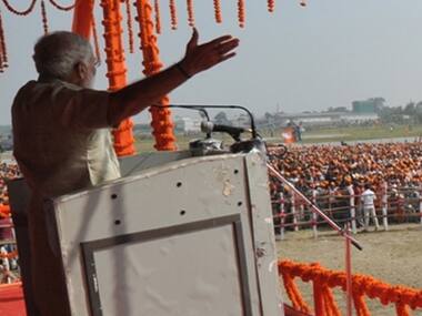 Modi says Nitish and Lalu 'protecting terrorists', Sonia must 'stop lecturing' on tolerance