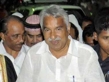 Solar scam: CM Chandy promised my mother he'll return bribe money, alleges Saritha