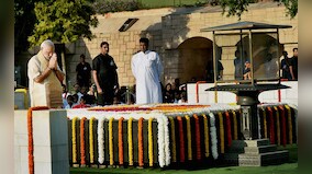 President Mukherjee, PM Modi and eminent leaders pay respects to the Mahatma at Rajghat on Gandhi Jayanti