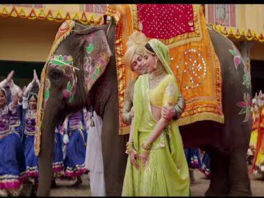 Salman Khan, Sonam Kapoor take us back to 90s in Prem Ratan Dhan Payo's title track