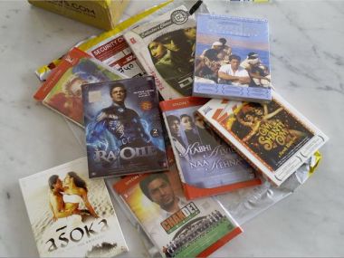 Filmy gift! When Shah Rukh Khan sent DVDs of his movies to author Paulo Coelho Filmy gift! When Shah Rukh Khan sent DVDs of his movies to author Paulo Coelho