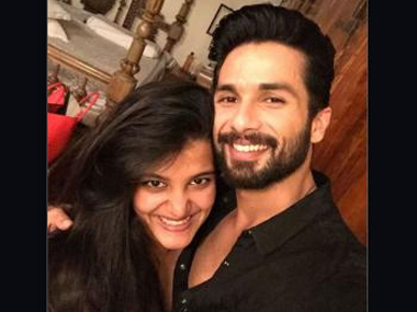 Newbie Sanah Kapoor was intimidated by father Pankaj more than brother Shahid on Shaandaar set Newbie Sanah Kapoor was intimidated by father Pankaj more than brother Shahid on Shaandaar set