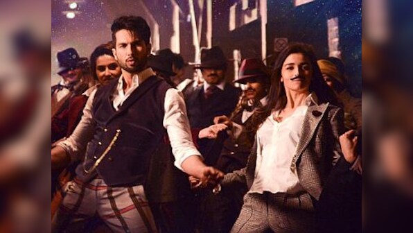 Shaandaar review: Even Alia, Shahid and the Kapurs can't save this boring movie
