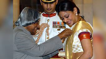 Unaware of Dadri lynching, Akademi award controversy: Malayalam actress Shobana