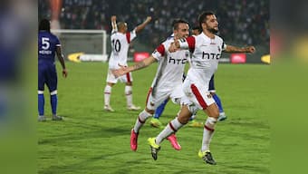ISL 2015: Simao Sabrosa's penalty hands NorthEast United 1-0 win over Atletico de Kolkata