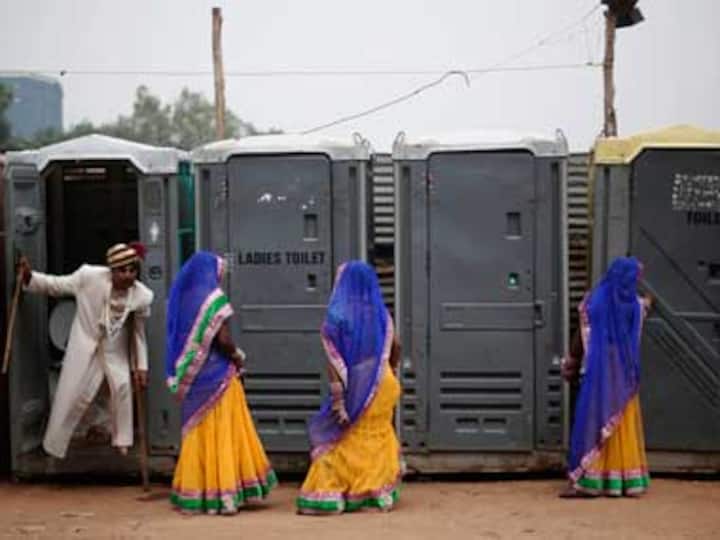 Building toilets across nation is fine, but who'll check on how good they are? Building toilets across nation is fine, but who'll check on how good they are?