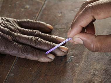 Election Commission likely to ink voters in polling booths with marker pens