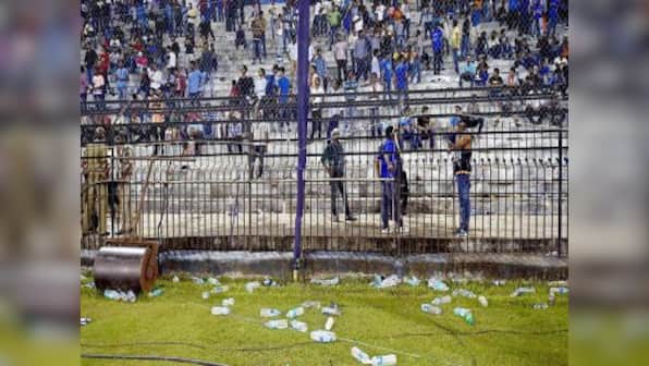 From condemnation to jokes, how Twitter reacted to fans throwing bottles at Indian team in Cuttack