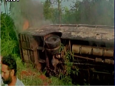 Andhra Pradesh: 13 persons dead, 10 injured in truck-bus collision