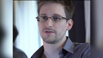 Snowden says he is willing to return to US, waiting for formal plea deal