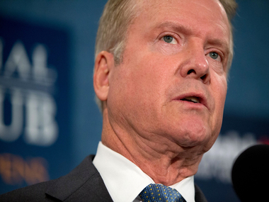Hillary Clinton's longshot rival Jim Webb drops out of race, long list down to 4 now Hillary Clinton's longshot rival Jim Webb drops out of race, long list down to 4 now