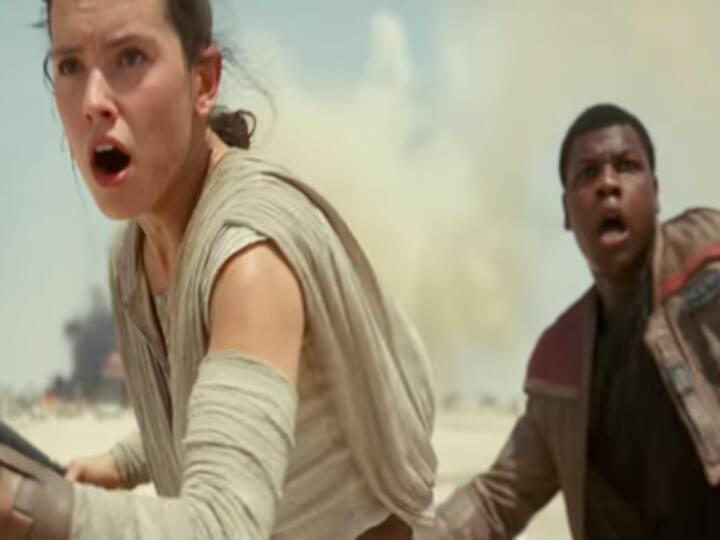 Star Wars: 'The Force Awakens' smashes opening night record with $57 million at box office