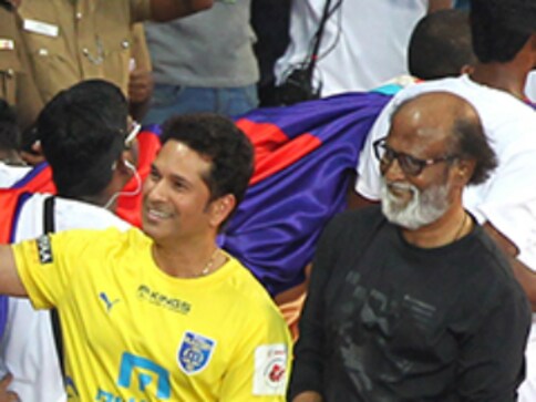 Rajinikanth wishes Sachin Tendulkar best wishes for his film 'Sachin: A Billion Dreams' Rajinikanth wishes Sachin Tendulkar best wishes for his film 'Sachin: A Billion Dreams'
