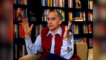 NDA govt like Congress plus a cow, people are recalling Manmohan days: Arun Shourie