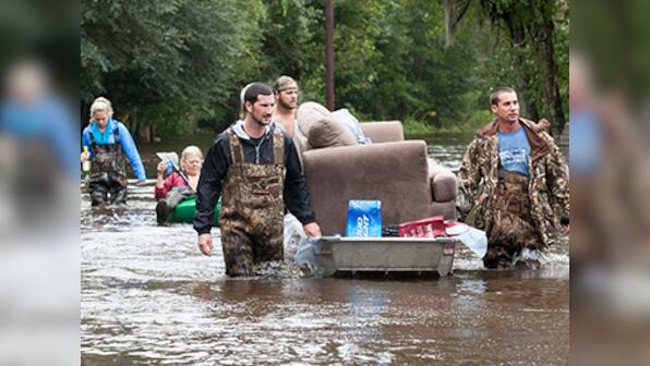 Carolina flood death toll rises to 17, many rivers still rising