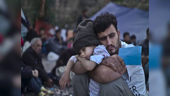 Assad warns of Middle East destruction if Russia does not succeed, slams US-led coalition for refugee crisis