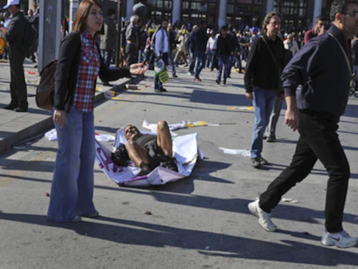 Turkey twin blasts: 95 dead, hundreds injured in suspected suicide bombing