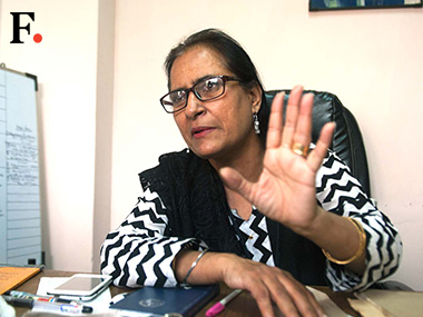 No laughing matter: Lawyer seeking Santa Banta ban also blames Khushwant Singh for 'disservice' to Sikhs No laughing matter: Lawyer seeking Santa Banta ban also blames Khushwant Singh for 'disservice' to Sikhs