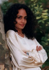 Modi govt is promoting Brahmanism, rewriting history, says Arundhati Roy Modi govt is promoting Brahmanism, rewriting history, says Arundhati Roy