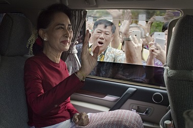 Polls close in Myanmar election; Suu Kyi votes but hope ends for disenfranchised Rohingya Muslims Polls close in Myanmar election; Suu Kyi votes but hope ends for disenfranchised Rohingya Muslims