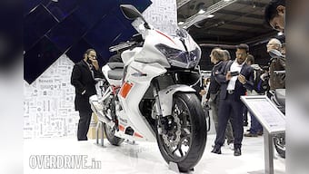 EICMA 2015: Benelli Tornado 302 unveiled