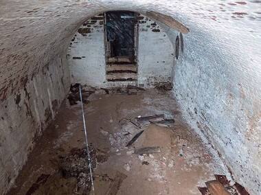 Burial vaults, skeletons found under New York University campus