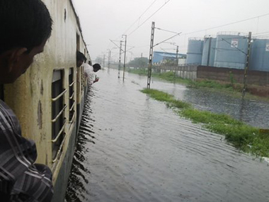 Heavy downpour claims 55 lives in Chennai as city comes to a standstill Heavy downpour claims 55 lives in Chennai as city comes to a standstill