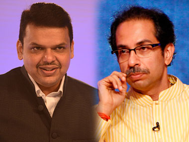 BMC election 2017: BJP-Shiv Sena alliance likely as Uddhav Thackeray shares stage with Devendra Fadnavis BMC election 2017: BJP-Shiv Sena alliance likely as Uddhav Thackeray shares stage with Devendra Fadnavis