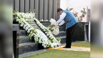 CM Devendra Fadnavis pays homage to martyrs on seventh anniversary of 26/11 Mumbai attacks