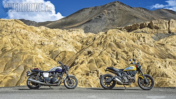 Comparo: Ducati Scrambler vs Triumph Bonneville in Ladakh