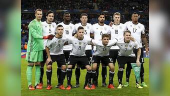 Germany host 'solidarity' friendly against Netherlands after Paris attacks