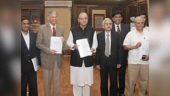 Infrastructure development:  Kelkar panel on PPP revival submits report to Jaitley