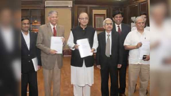 Infrastructure development:  Kelkar panel on PPP revival submits report to Jaitley