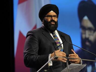 Thousands gathered to pay tribute to late Indo-Canadian MLA Manmeet Bhullar