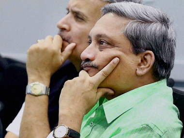 AAP accuses Parrikar of running parallel govt in Goa AAP accuses Parrikar of running parallel govt in Goa