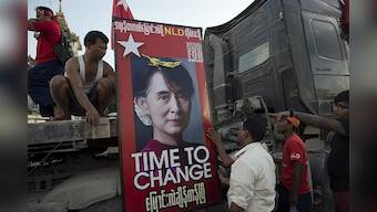 Suu Kyi's party heads for sweep in Myanmar's historic vote 