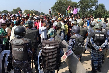 As unrest continues, Nepal's Madhesis are outsiders in their own country As unrest continues, Nepal's Madhesis are outsiders in their own country