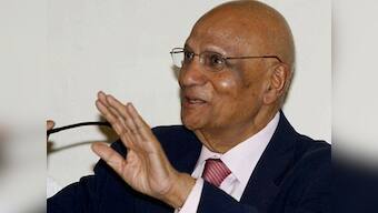 Lord Swraj Paul's son Angad plunges to death in London