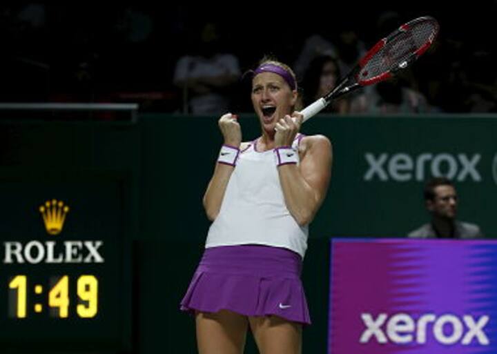 Kvitova shocks Sharapova, will face Radwanska in WTA Finals