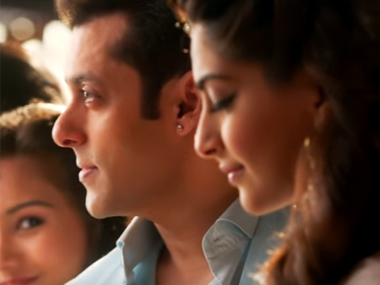 Prem Ratan Dhan Payo review: Salman and the film are predictably sweet, just like a Diwali ladoo Prem Ratan Dhan Payo review: Salman and the film are predictably sweet, just like a Diwali ladoo