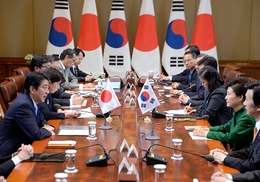 South Korea protesters clash over 'comfort women' issue; say victims can't be silenced with money